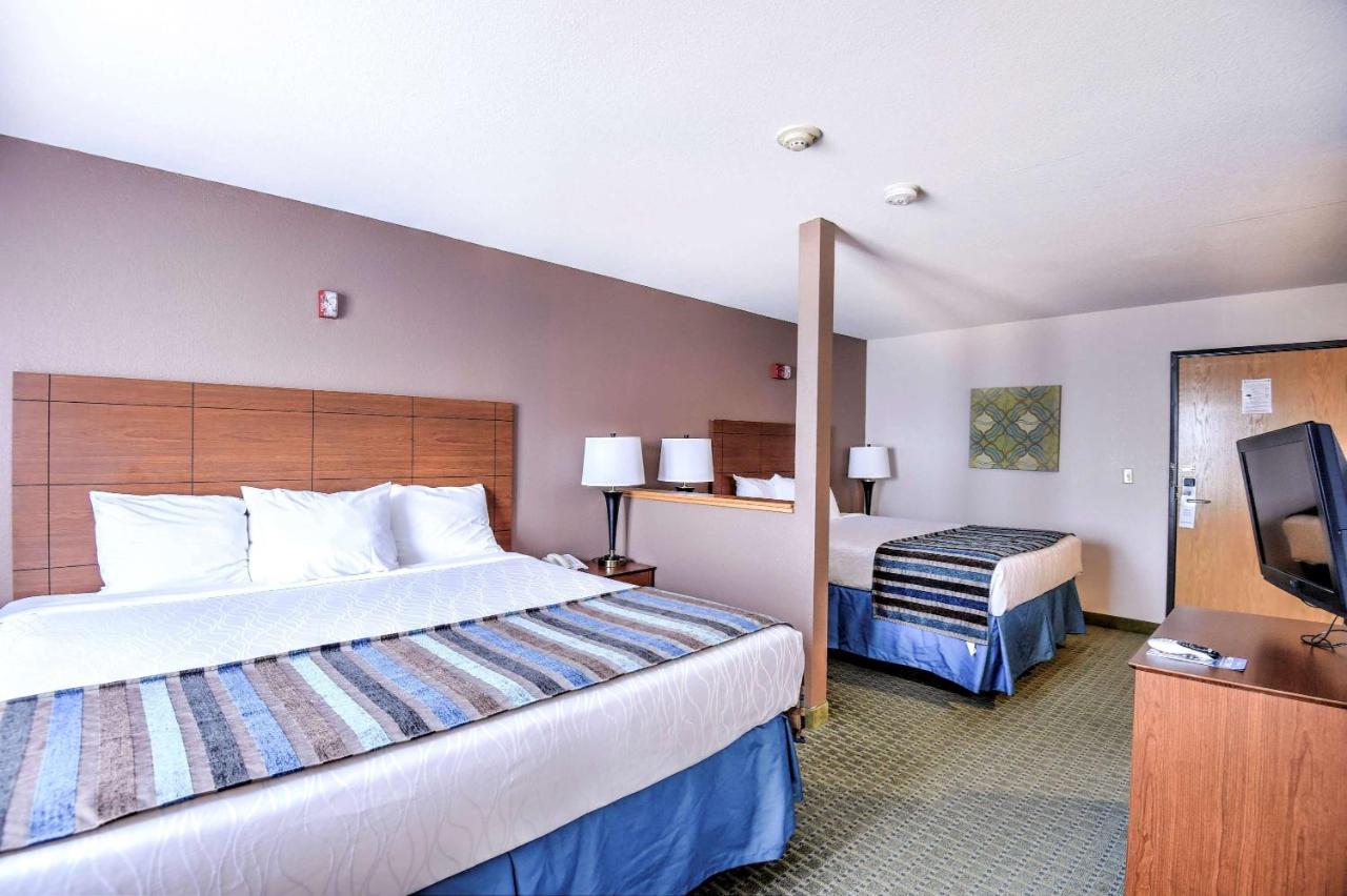 King Room with Queen Bed - Non-Smoking at SureStay Hotel by Best Western Ottawa