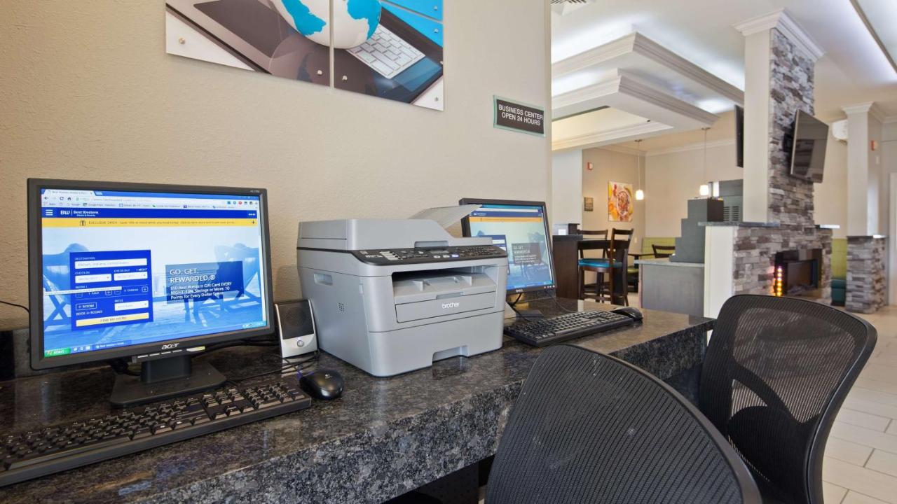 | Best Western Elkhart Inn & Suites