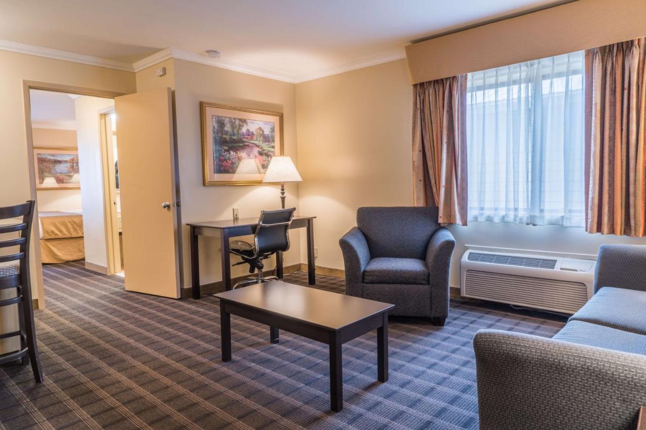  | Best Western Inn & Suites