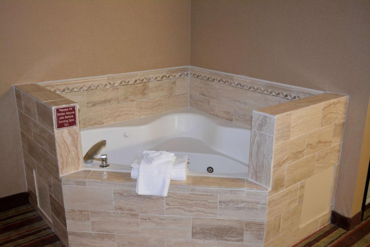 | Best Western Wilsonville Inn & Suites