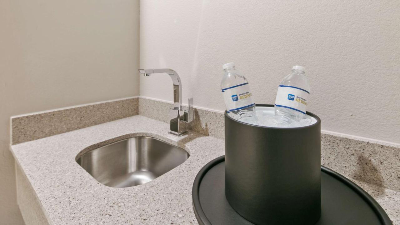 King Suite with Sofa Bed at Best Western Plus Houston Atascocita Inn & Suites