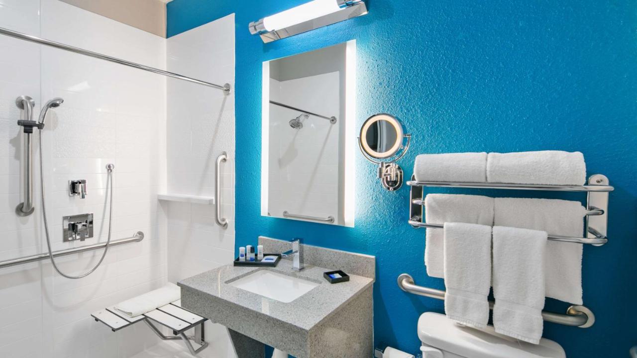 King Suite with Roll-in Shower - Mobility Access at Best Western Plus Houston Atascocita Inn & Suites