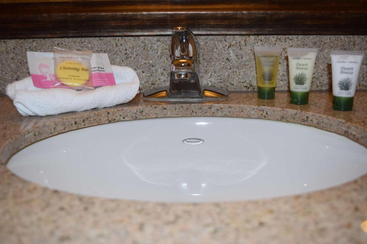 King Suite at Best Western Plus Rivershore Hotel