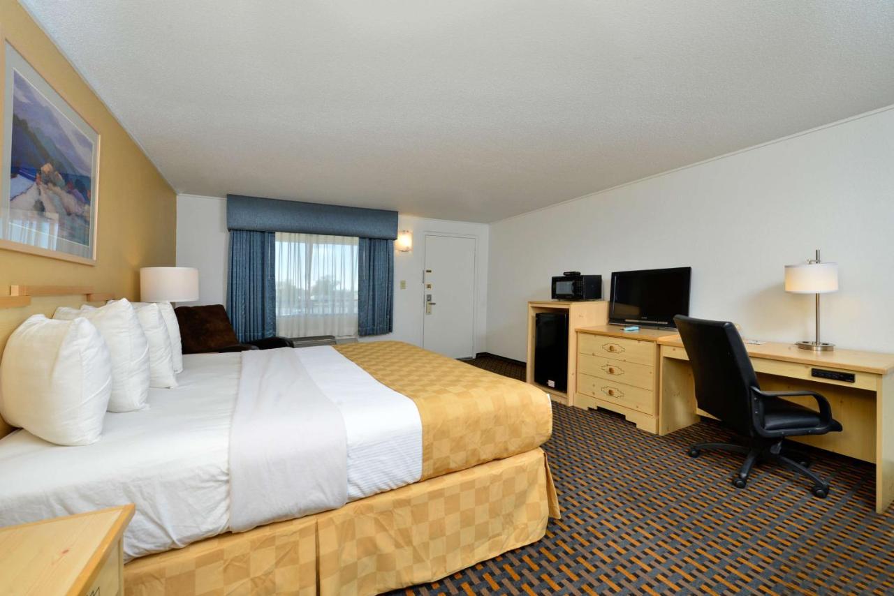 King Room with Bathtub - Disability Access/Non-Smoking at Best Western Alamosa Inn