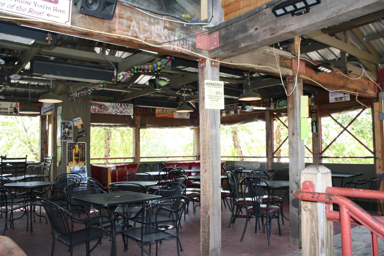 | Outback Roadhouse Motel & Suites Branson