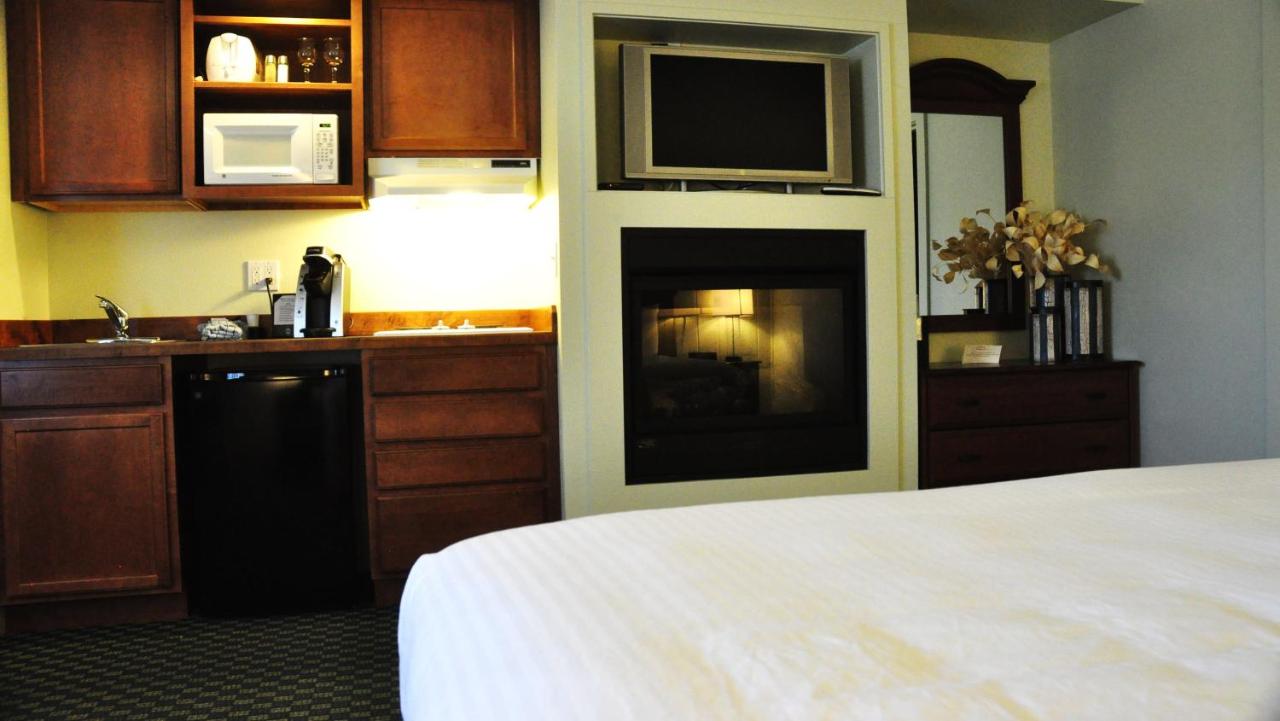 | Anacortes Ship Harbor Inn