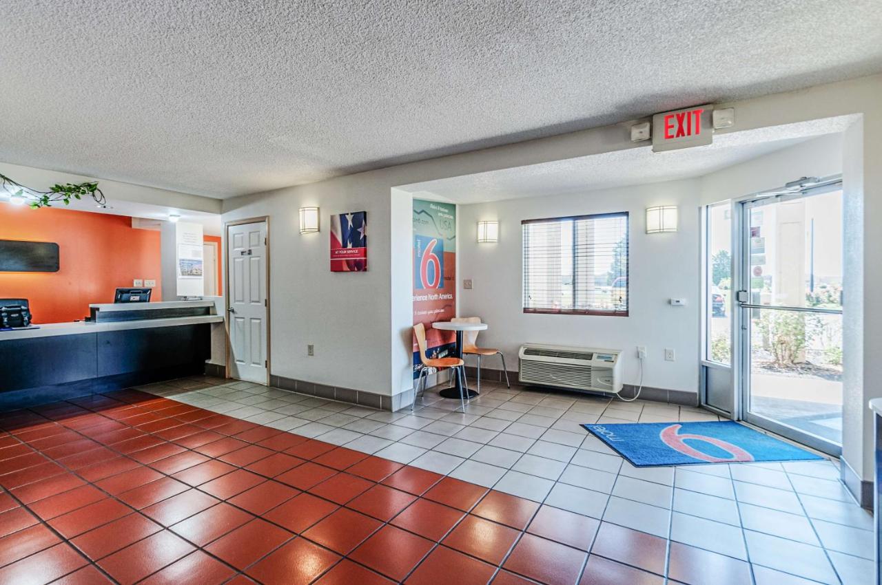 | Motel 6-Martinsburg, WV