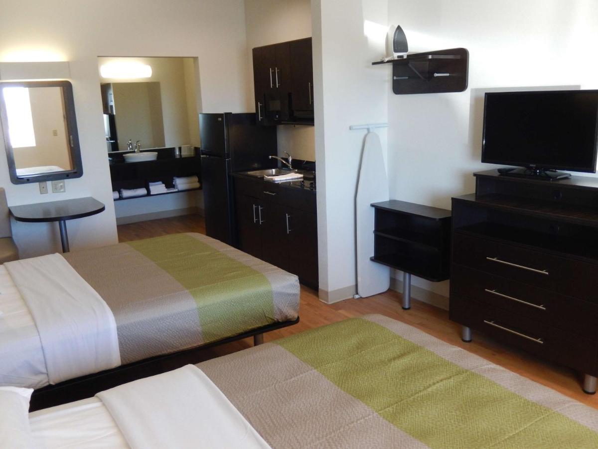 Queen Room with Two Queen Beds - Disability Access - Non-Smoking at Studio 6 Yukon, OK