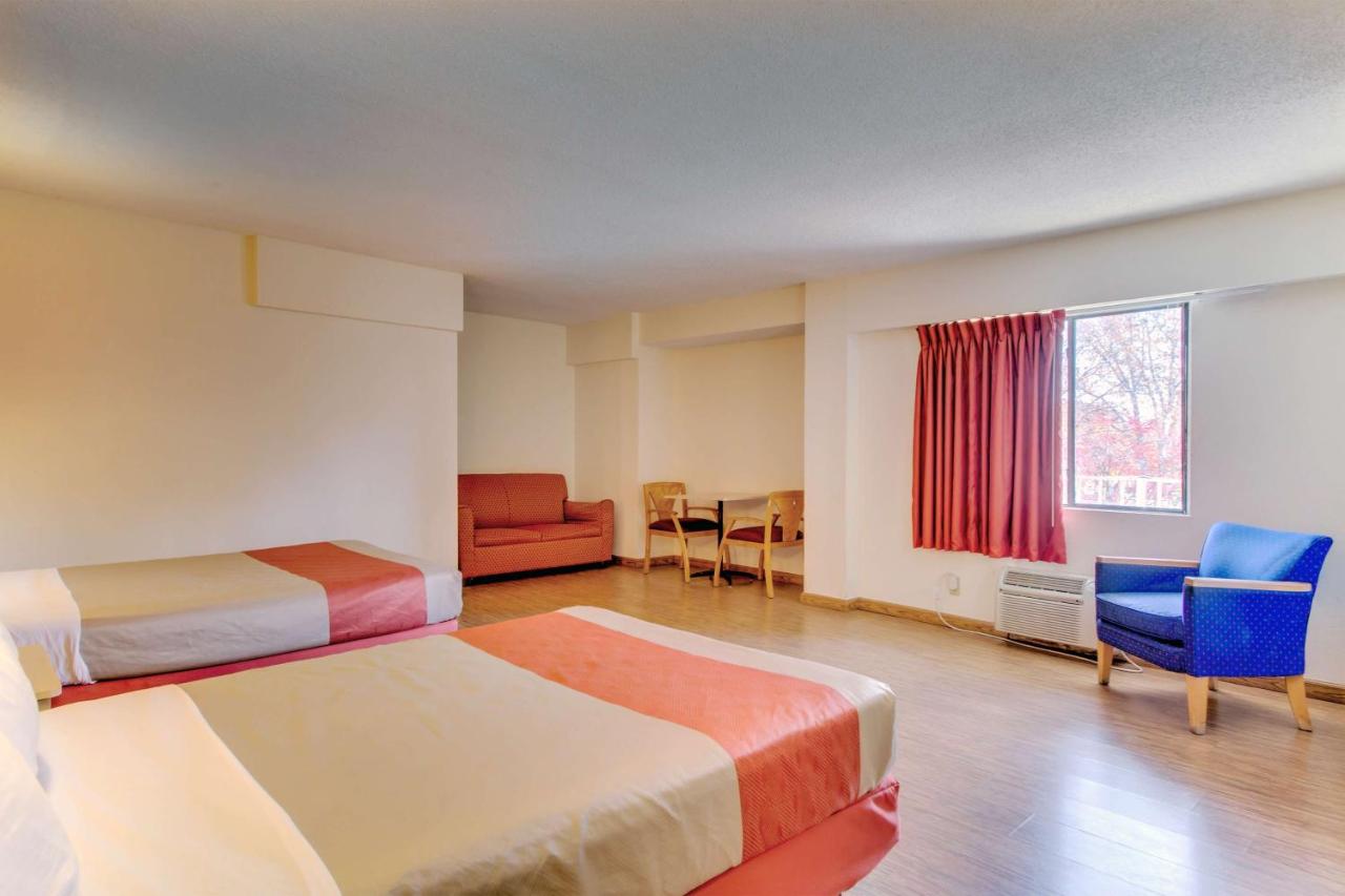 | Motel 6-Washington, DC
