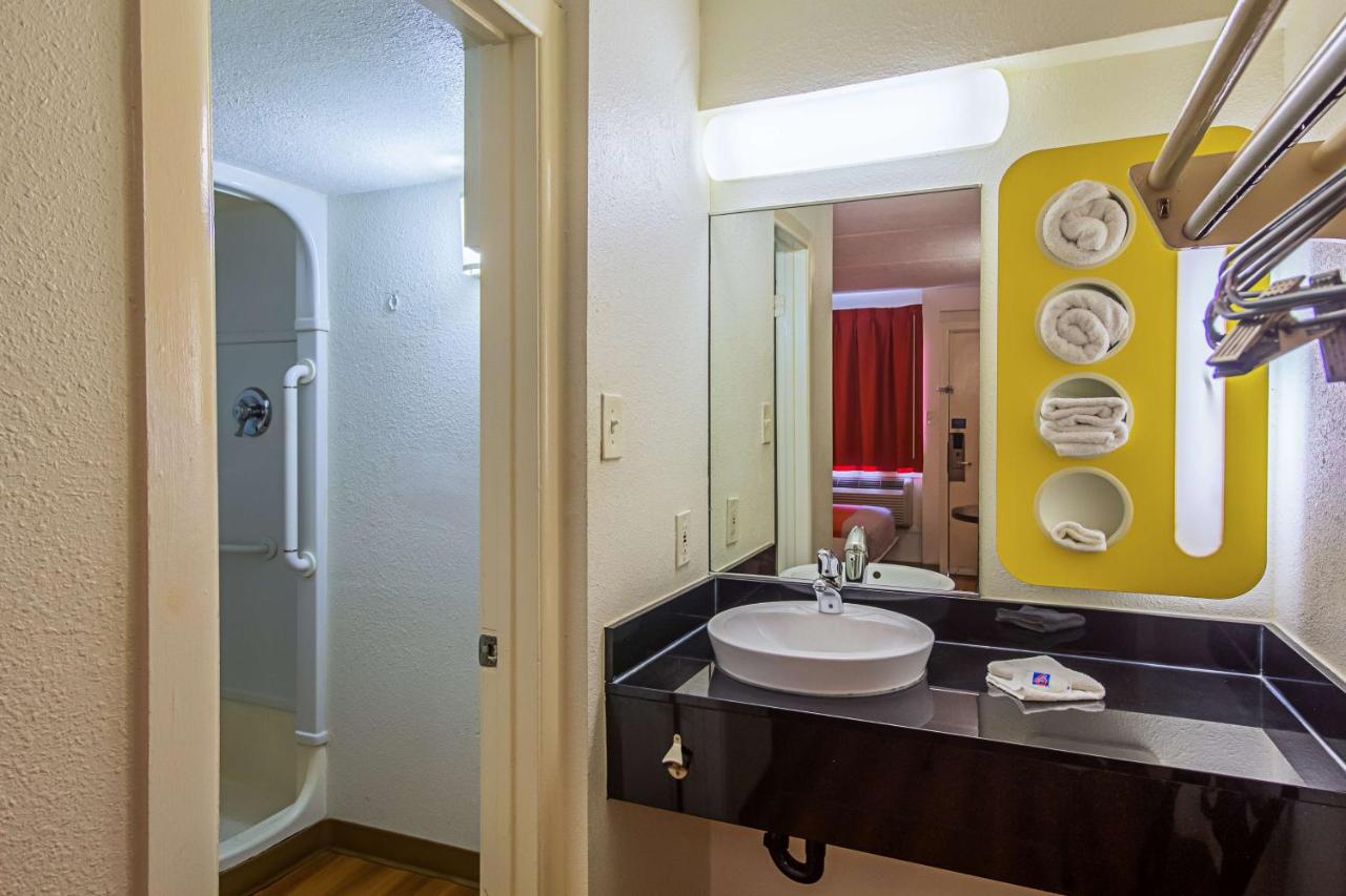 Quadruple Room - Non-Smoking at Ocean Inn South Padre Island