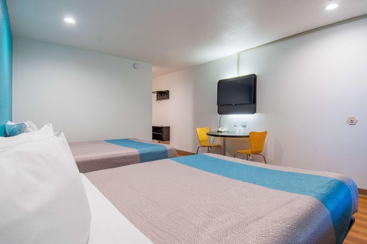  | Motel 6-San Bernardino, CA - Downtown