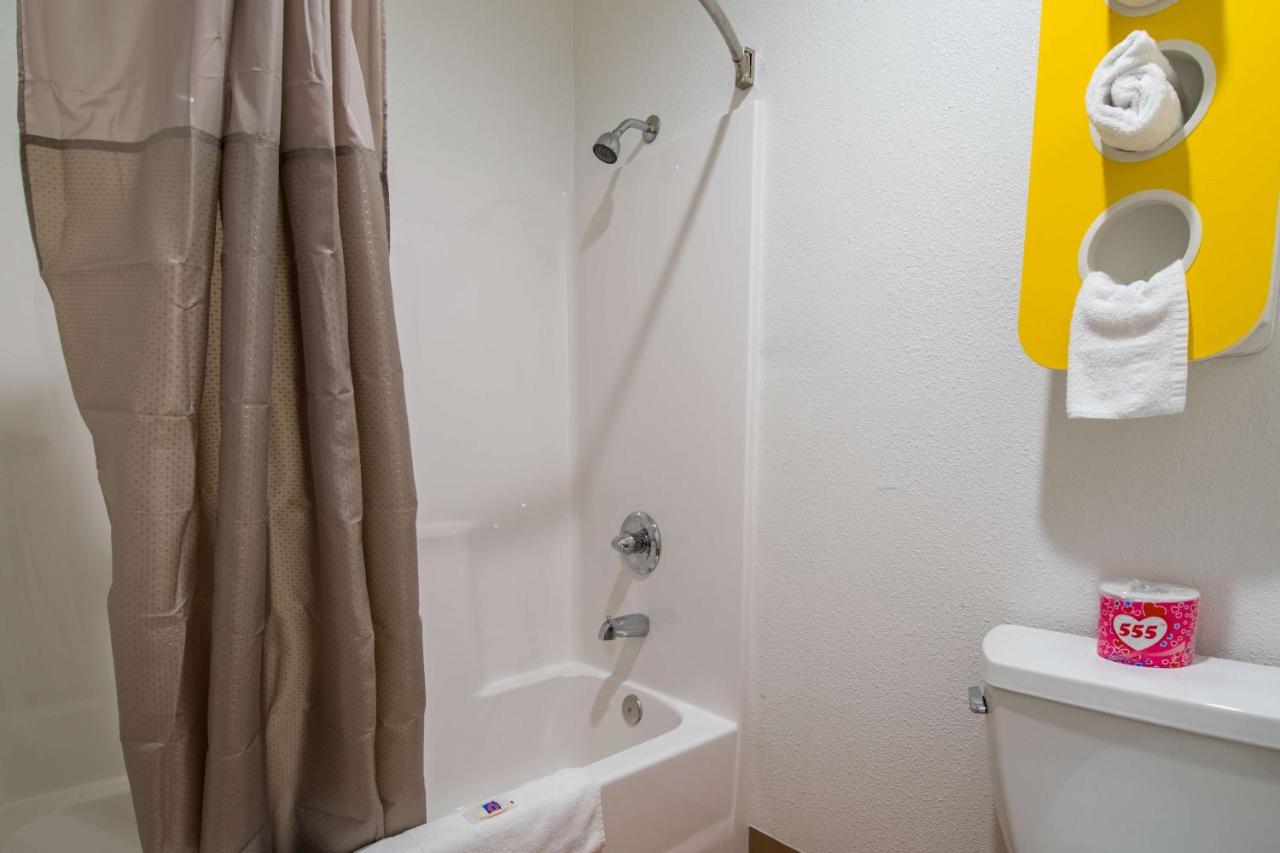  | Motel 6-San Bernardino, CA - Downtown