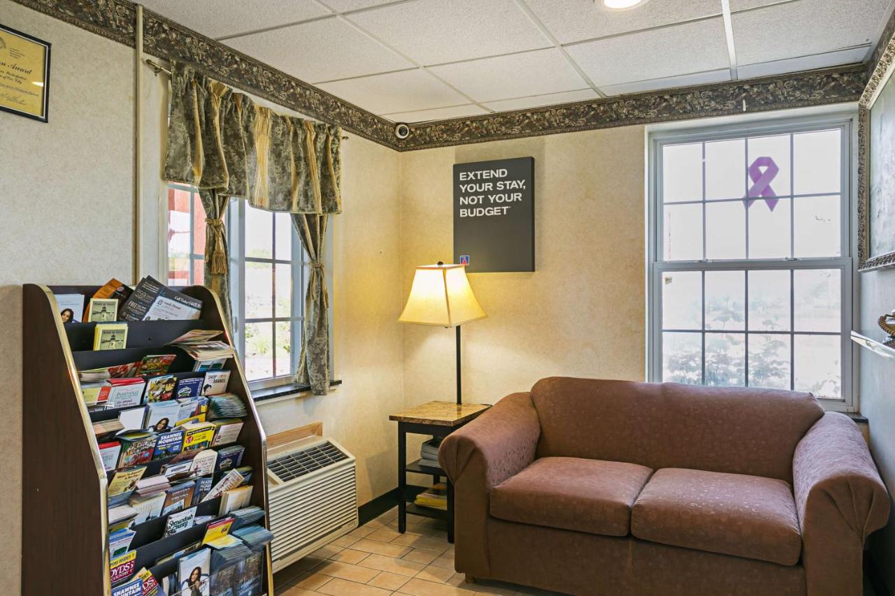  | Bay Side Inn & Suites