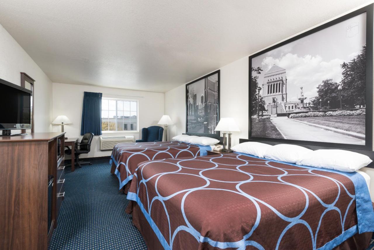 Queen Room with Two Queen Beds - Non-Smoking at Super 8 by Wyndham Greenfield