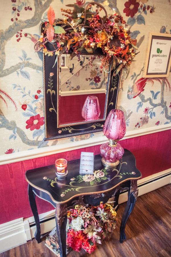  | Silver Heart Inn & Cottages