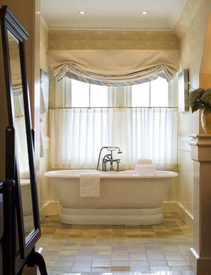 King Suite with Sleeper Sofa at Castle Hill Inn