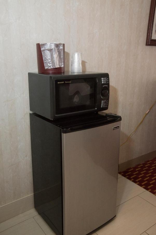  | Hampton Falls Inn
