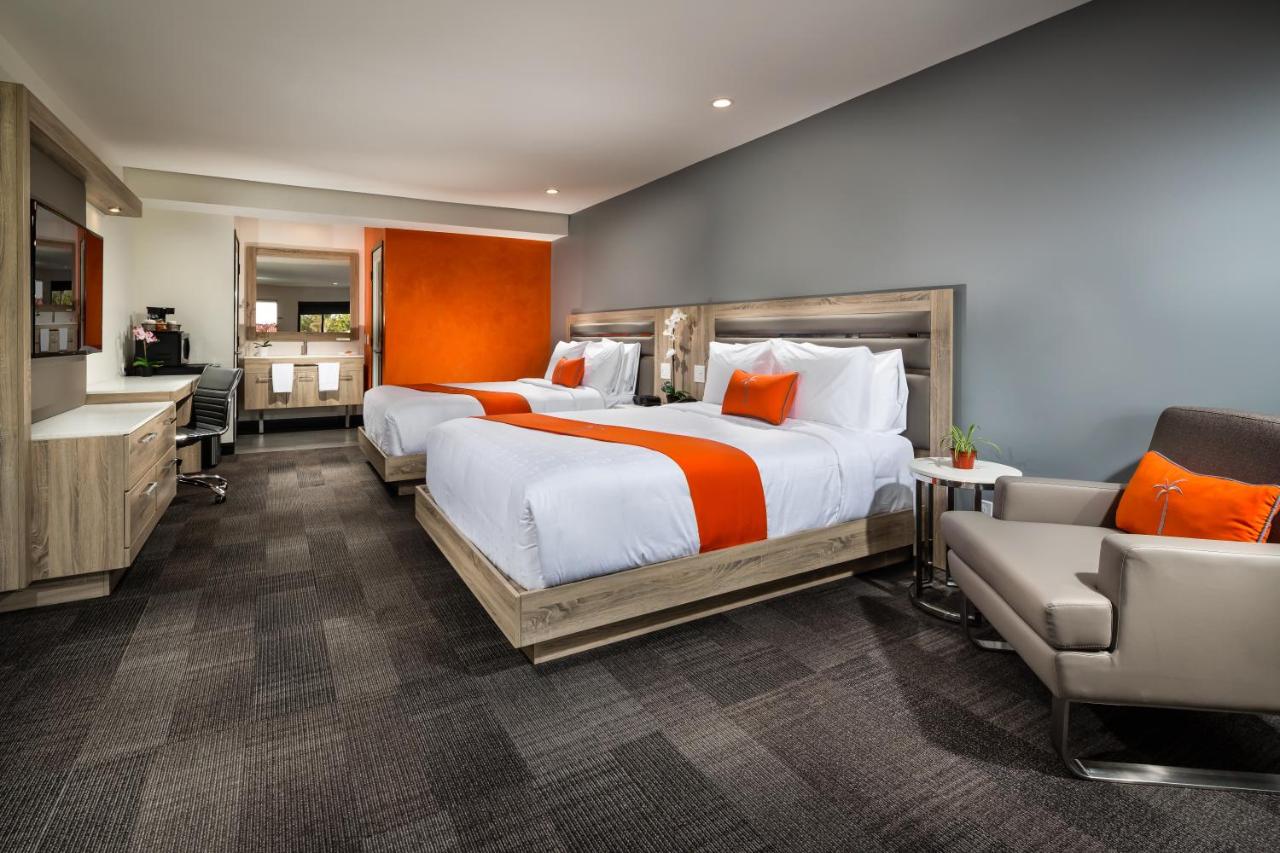  | Canoga Hotel at Warner Center