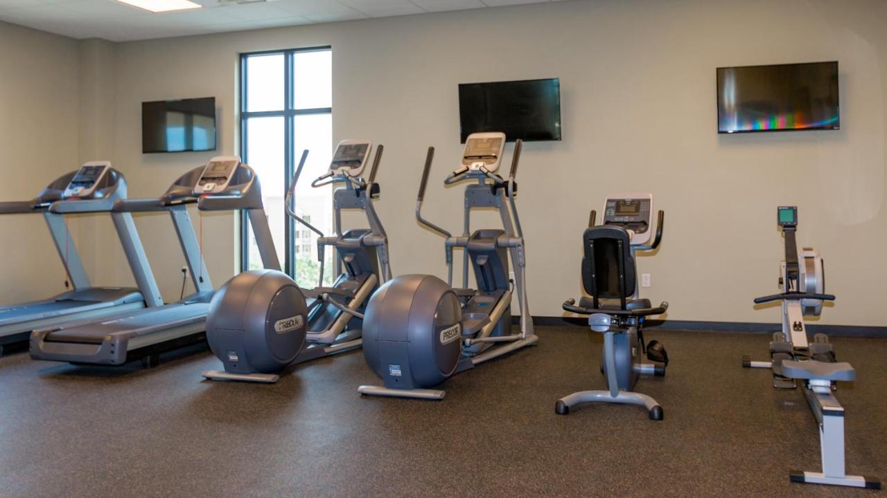| Edge Hotel Clearwater Beach