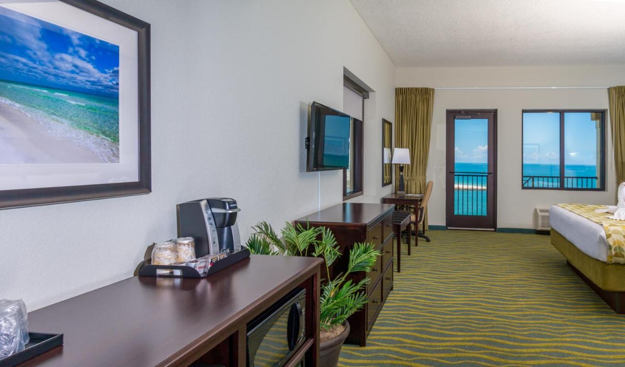 | Edge Hotel Clearwater Beach