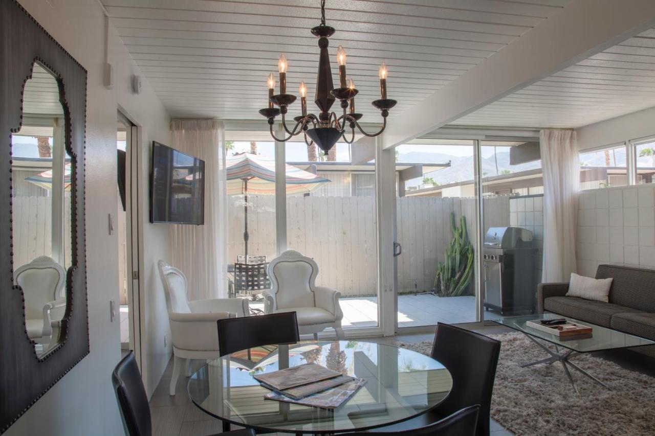 | Ocotillo Lodge