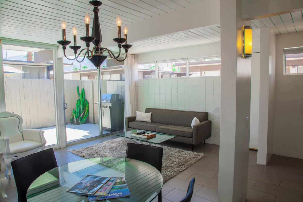 | Ocotillo Lodge