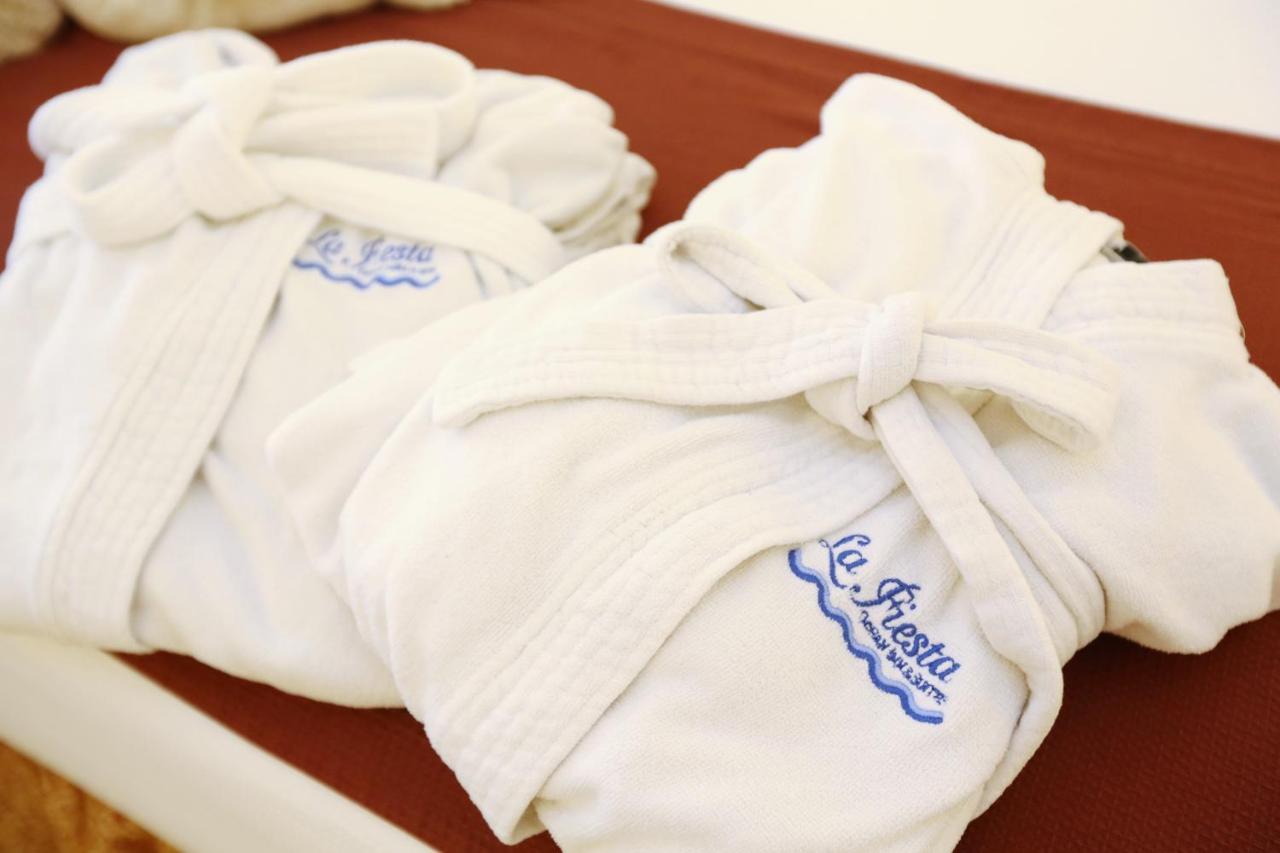 | La Fiesta Ocean Inn & Suites