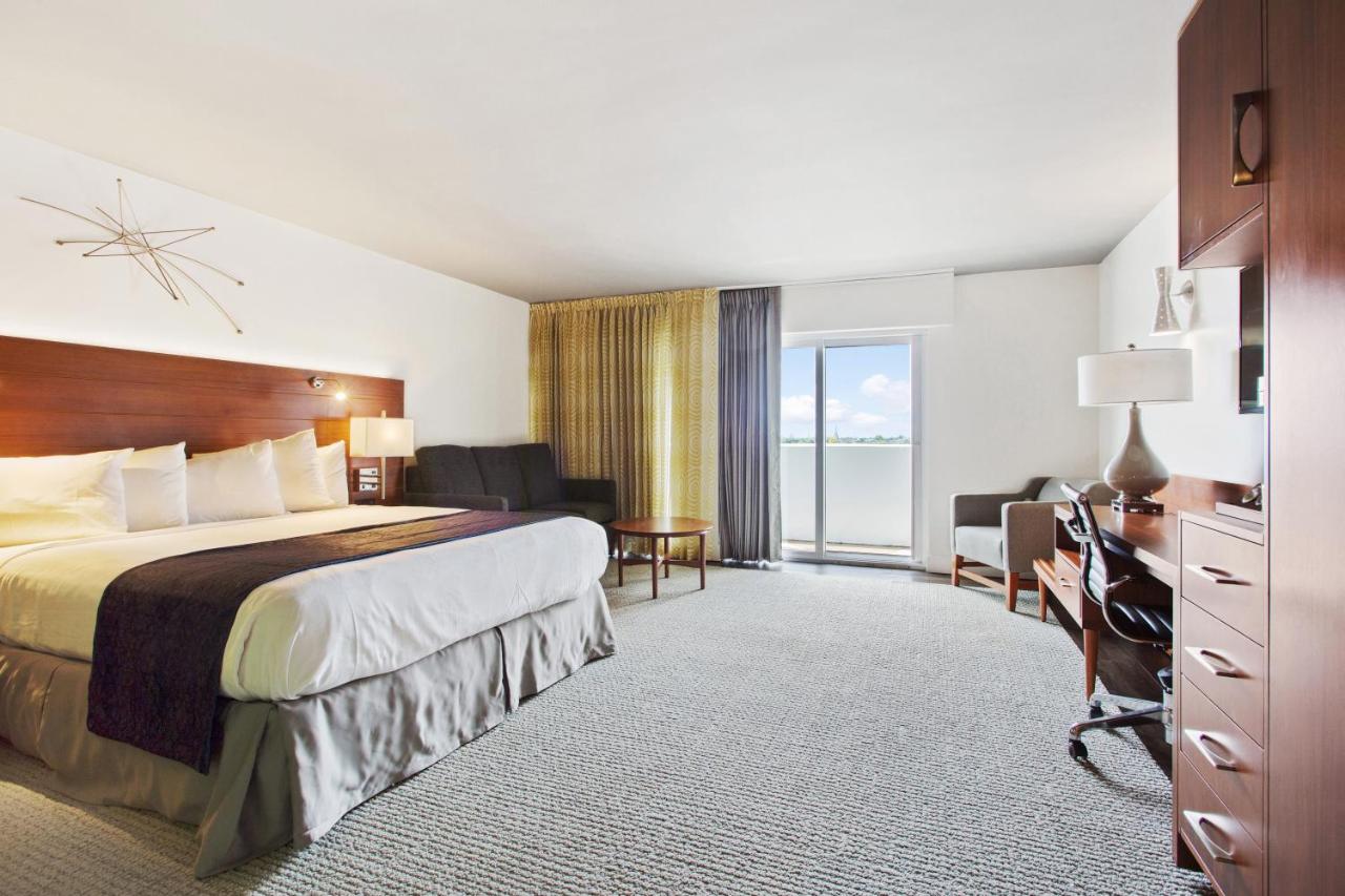 King Room with Balcony at Alder Hotel Uptown New Orleans