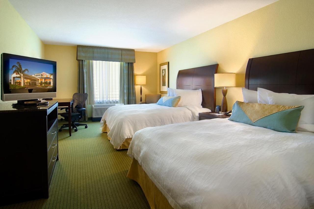 Queen Room at Hilton Garden Inn Lakeland