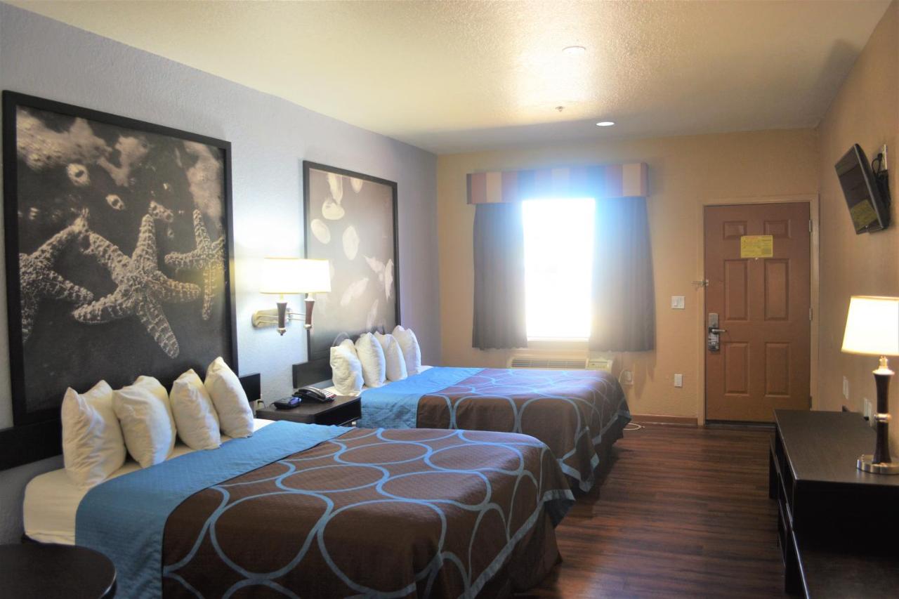 2 Queen Beds, Mobility/Accessible Room, Roll-In Shower, Non-Smoking at Super 8 by Wyndham Galveston