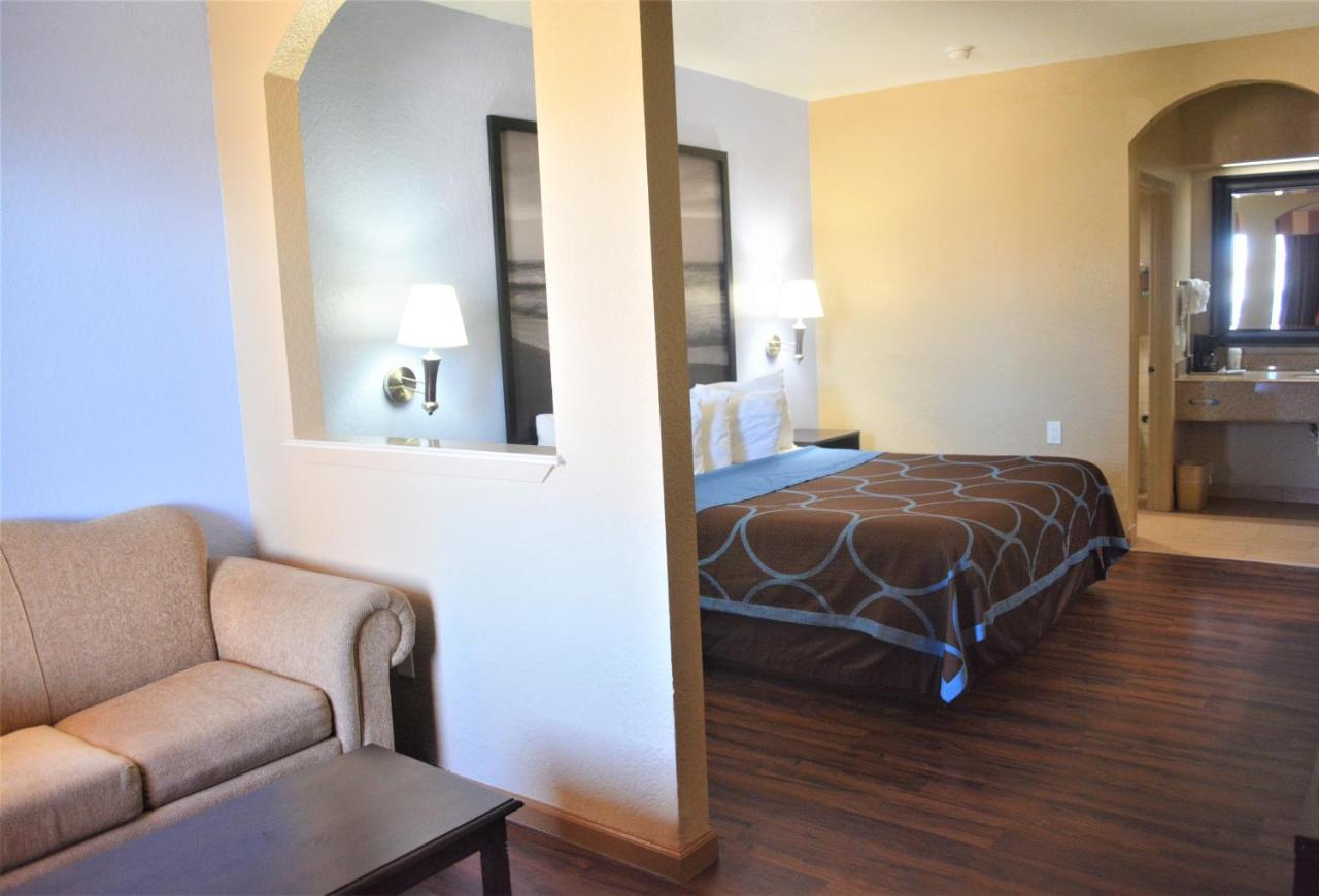 King Room - Non-Smoking at Super 8 by Wyndham Galveston