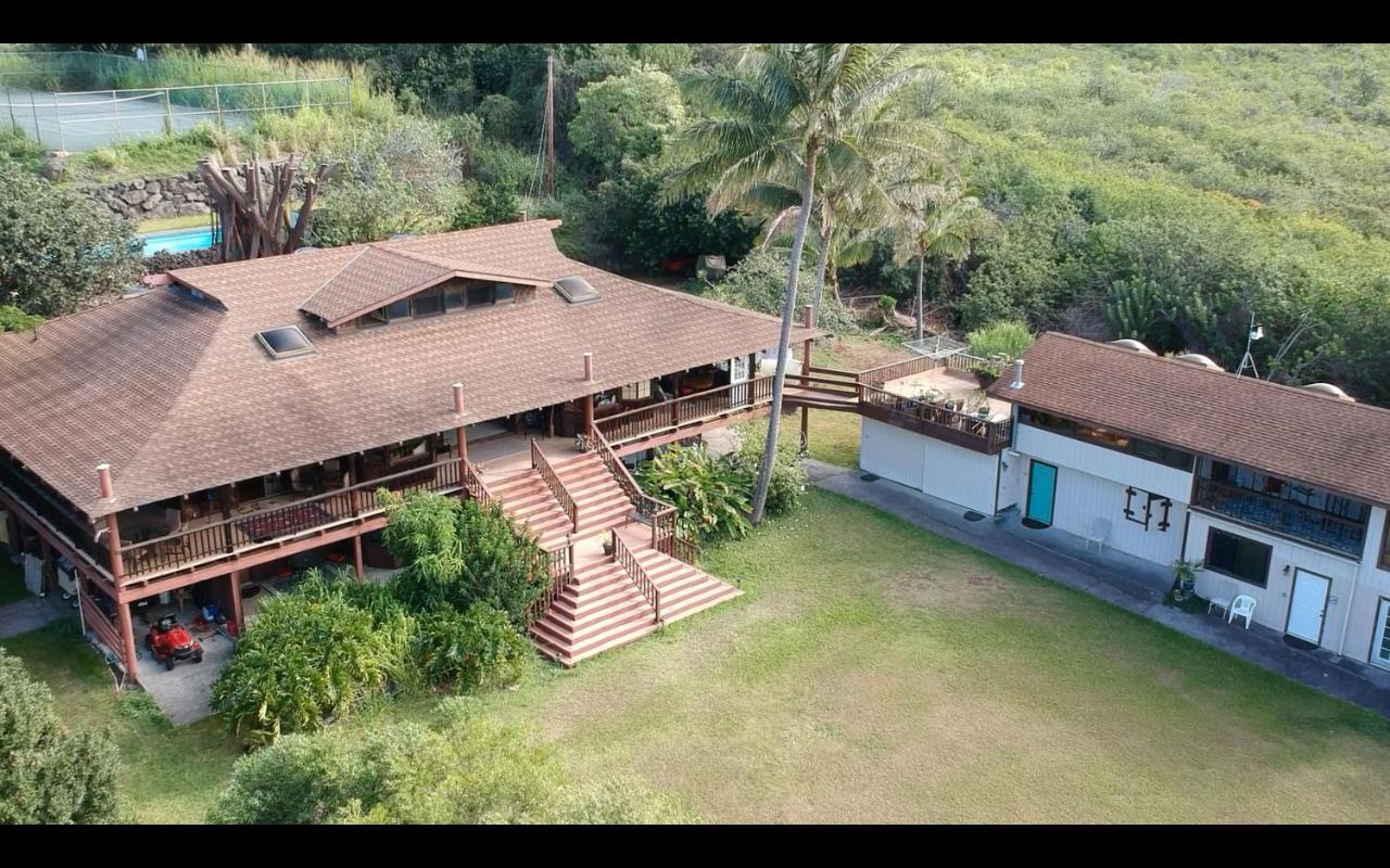 | Hawaii Island Resort