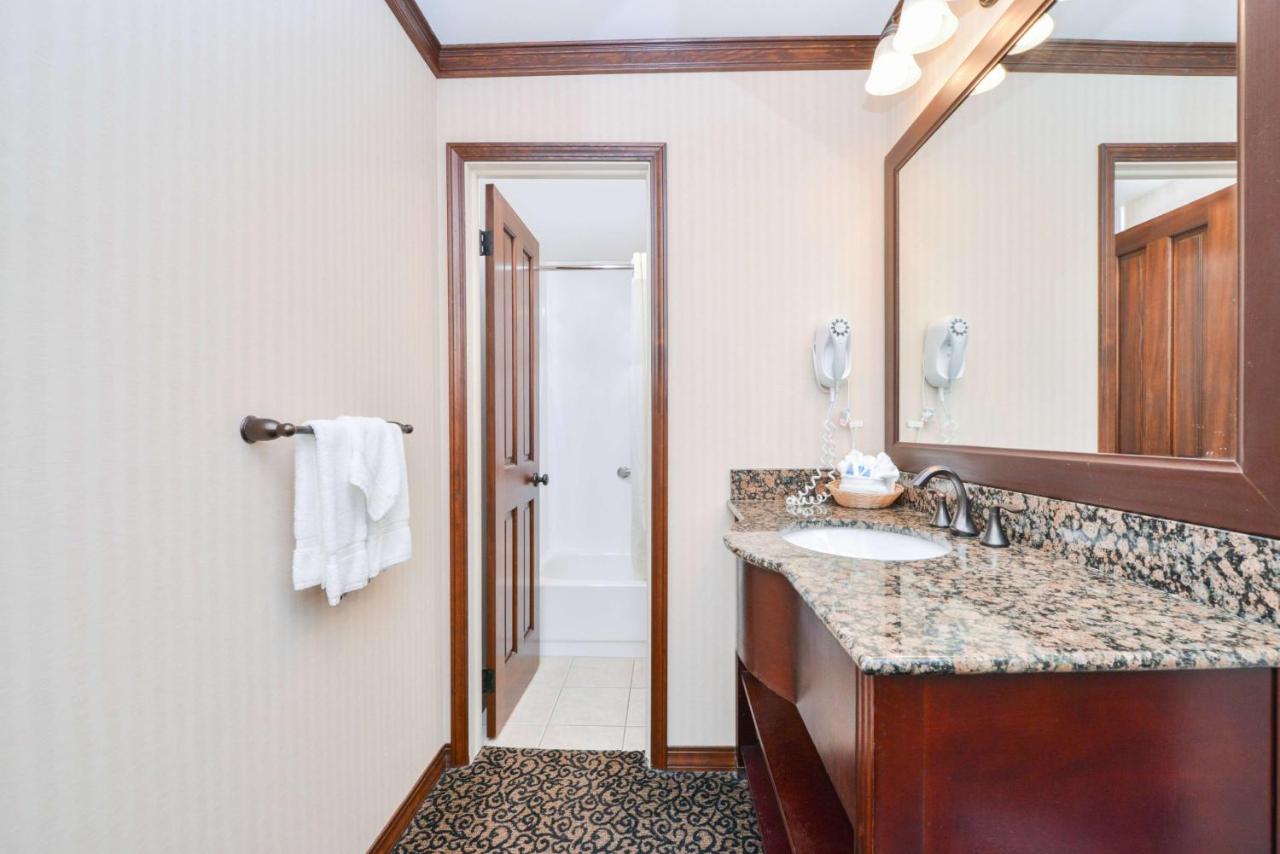 | Best Western Edgewater Resort
