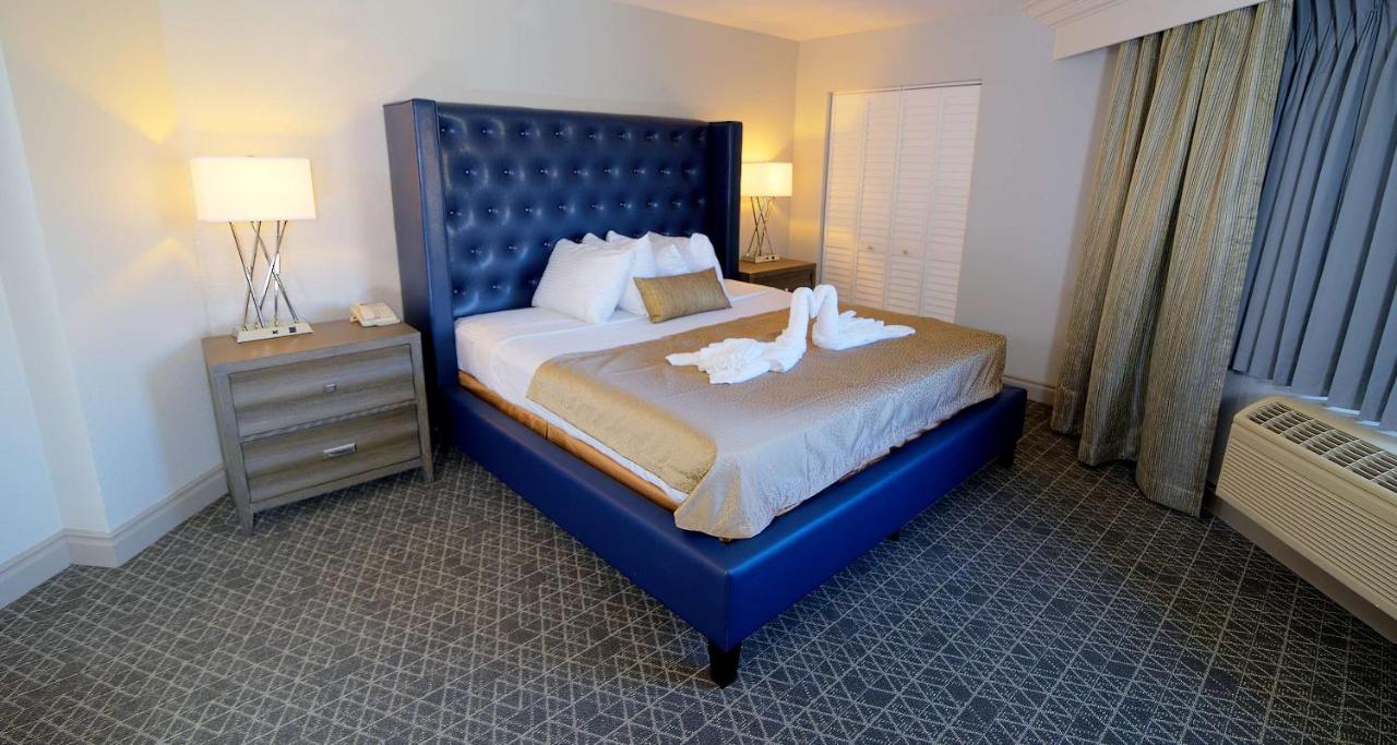 King Suite with Fireplace - Non-Smoking at Best Western Plus Boomtown Casino Hotel