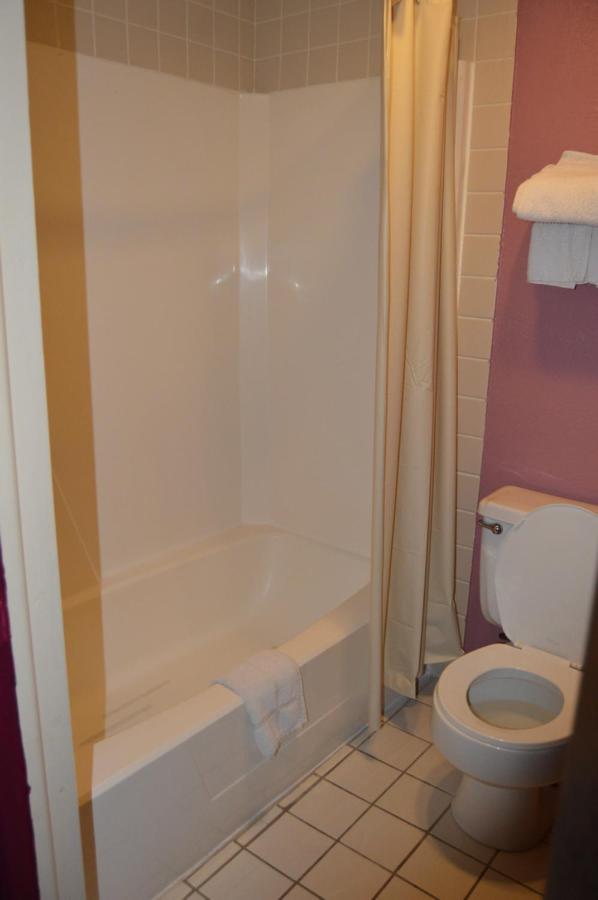| Budget Inn Richlands Claypool Hill