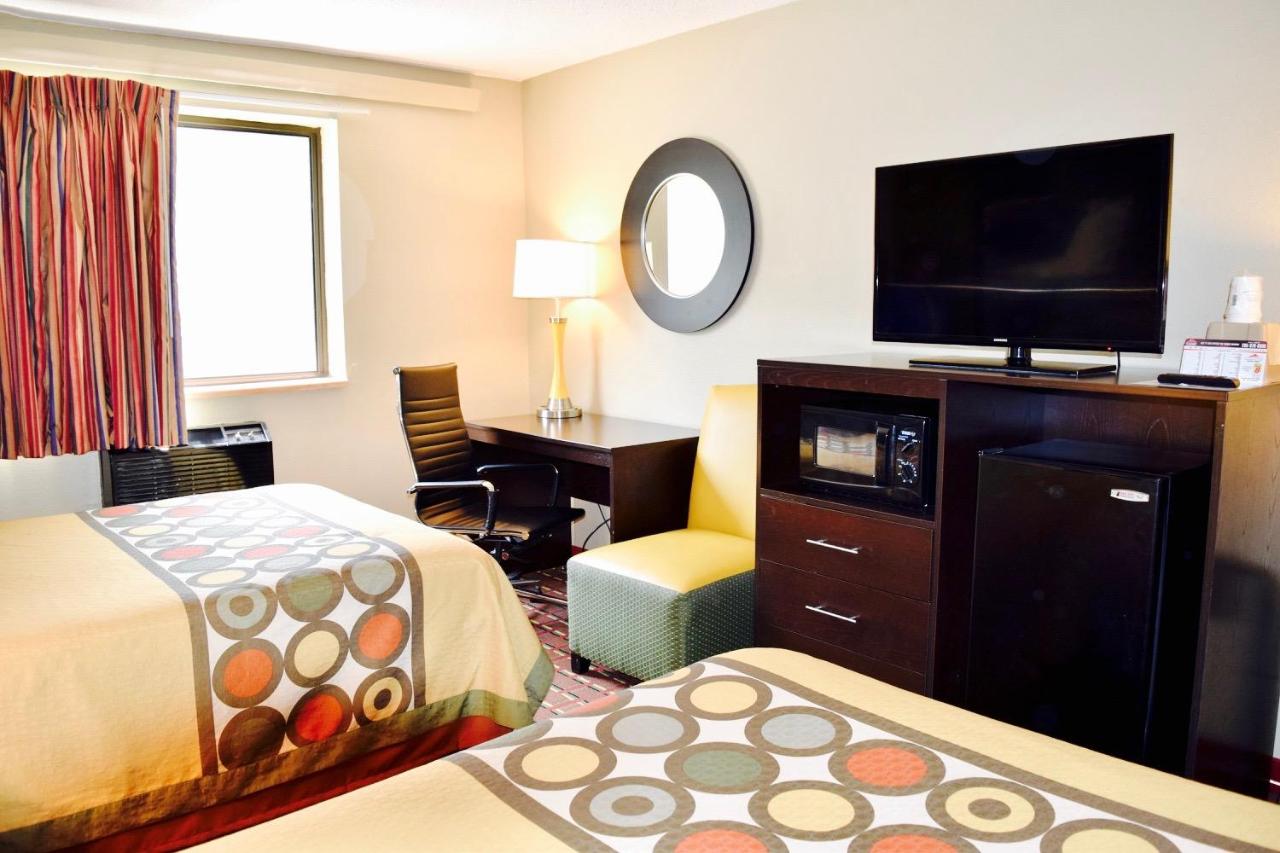 Deluxe Double Room with Two Double Beds - Non-Smoking at Super 8 by Wyndham Homewood Birmingham Area