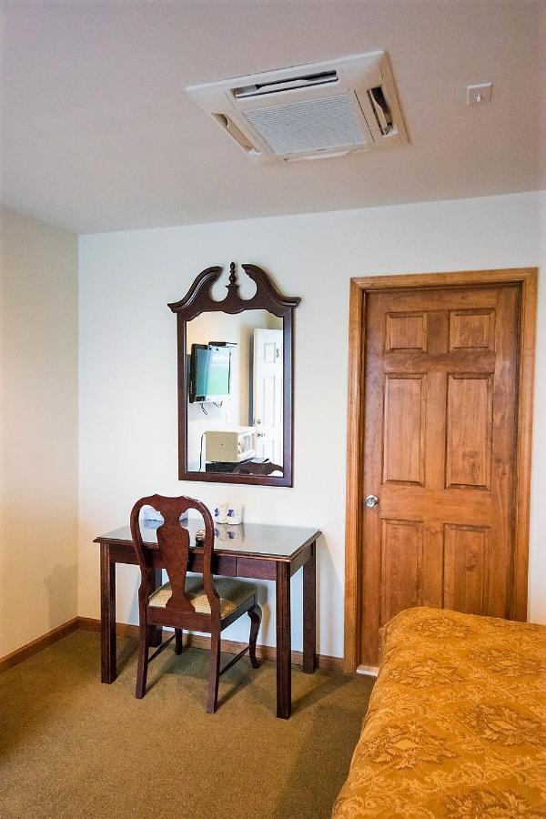 | Sutton Inn