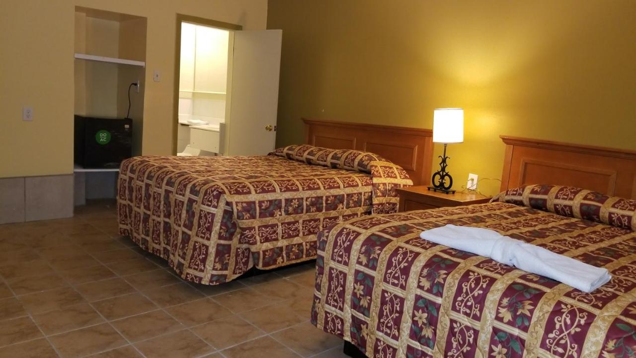  | Luxury Inn