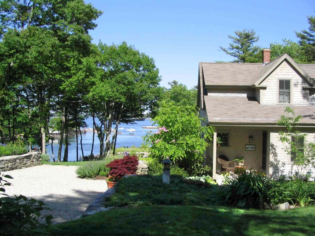 | Coveside Bed & Breakfast