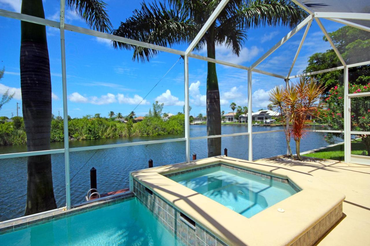 | Waterfront Villa SW Cape ID4012