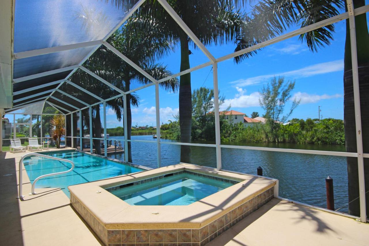 | Waterfront Villa SW Cape ID4012