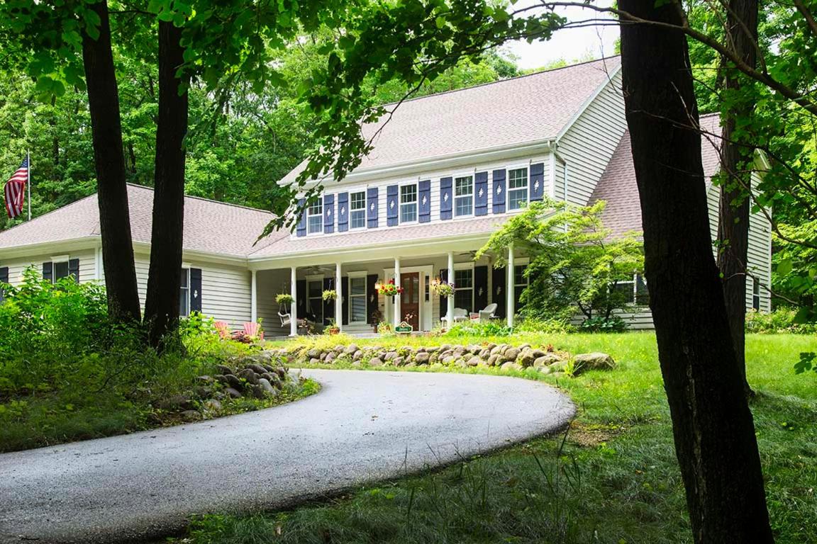 | Hidden Serenity Bed and Breakfast