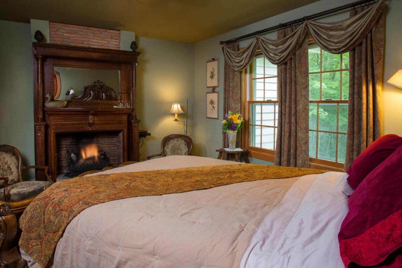 | Hidden Serenity Bed and Breakfast