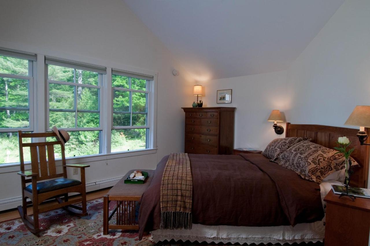 | Coveside Bed & Breakfast