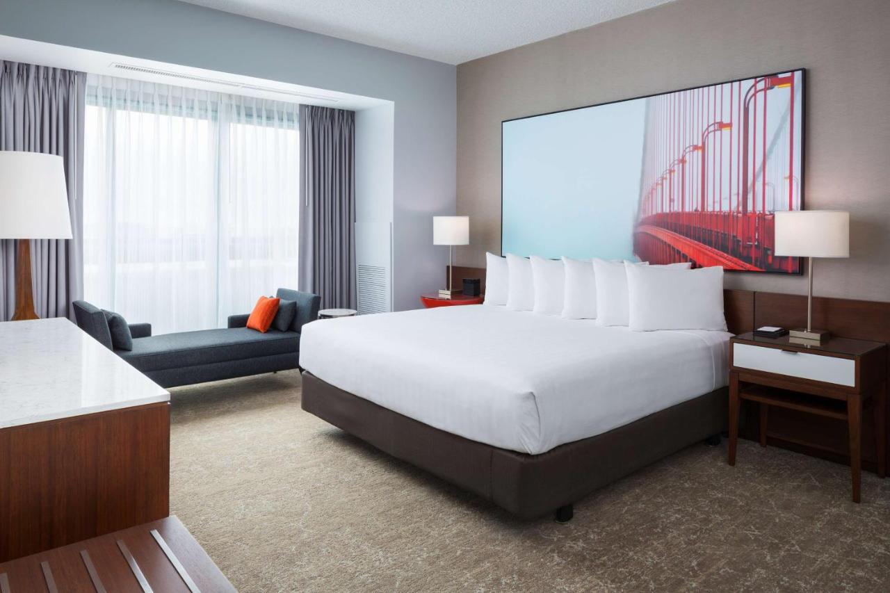 One-Bedroom King Suite with View at Hyatt Regency San Francisco Airport