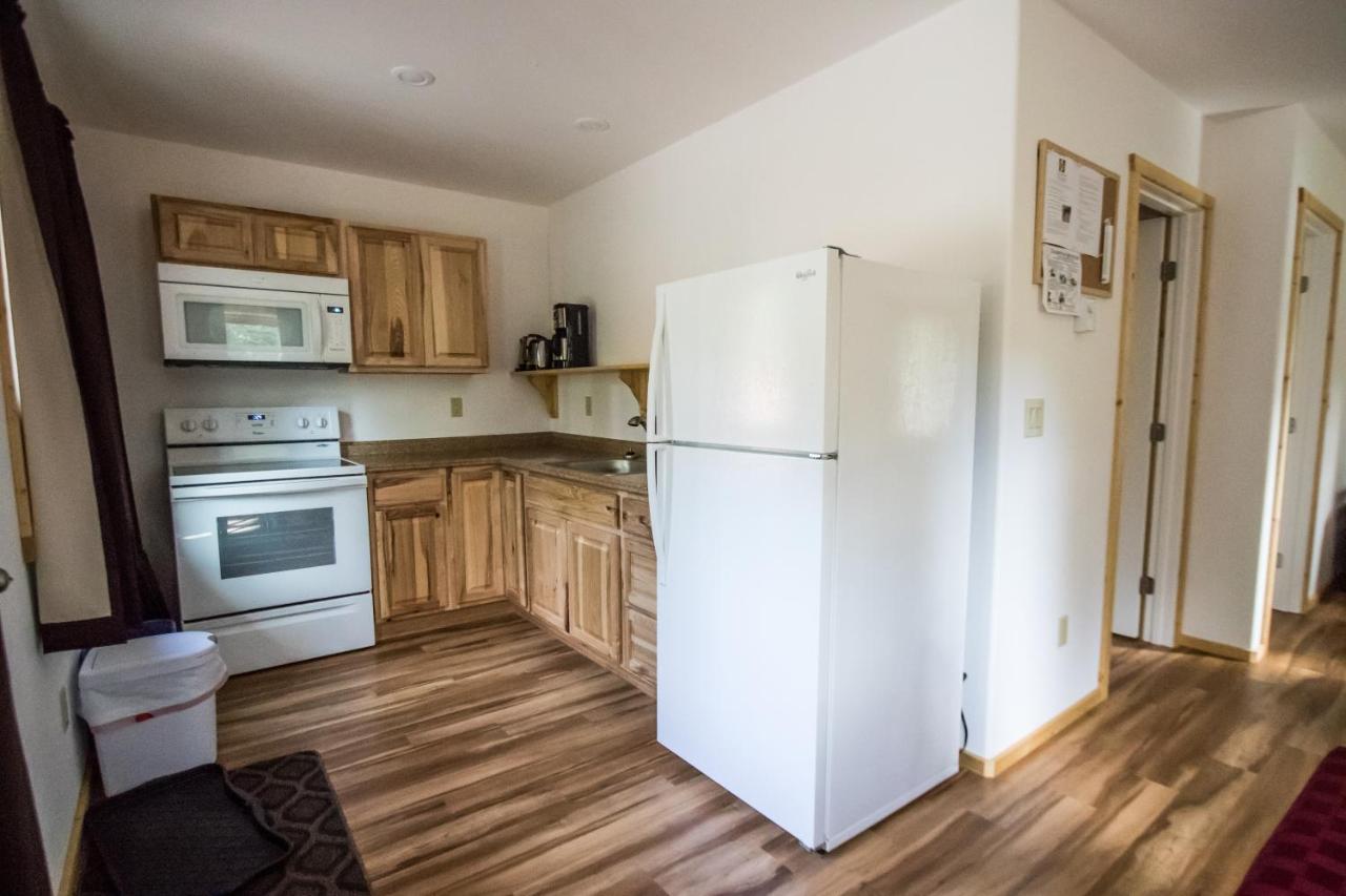 | Talkeetna Wilderness Lodge & Cabin Rentals