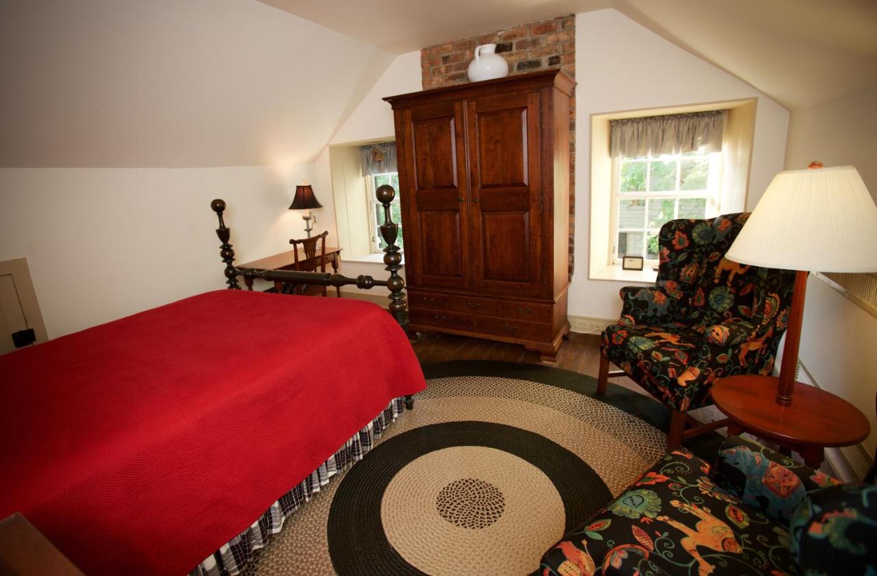  | The Zevely Inn