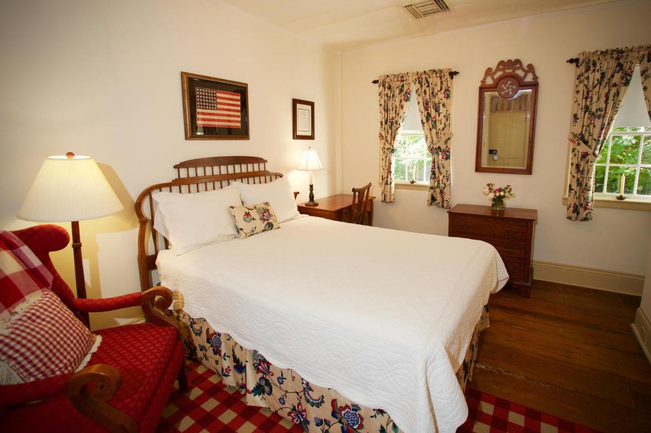 | The Zevely Inn