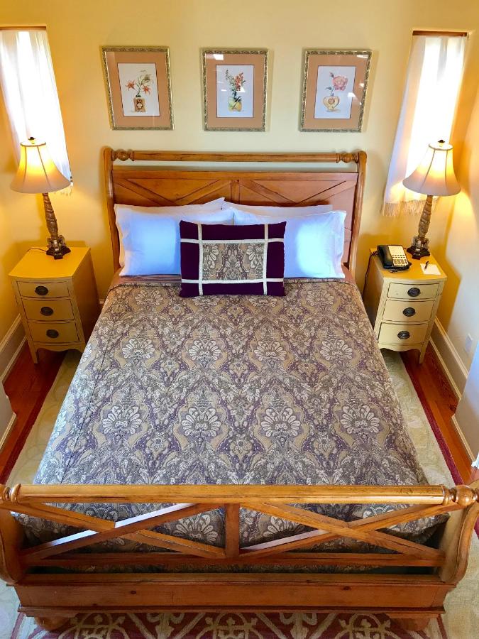 | CaliPaso Winery & Villa