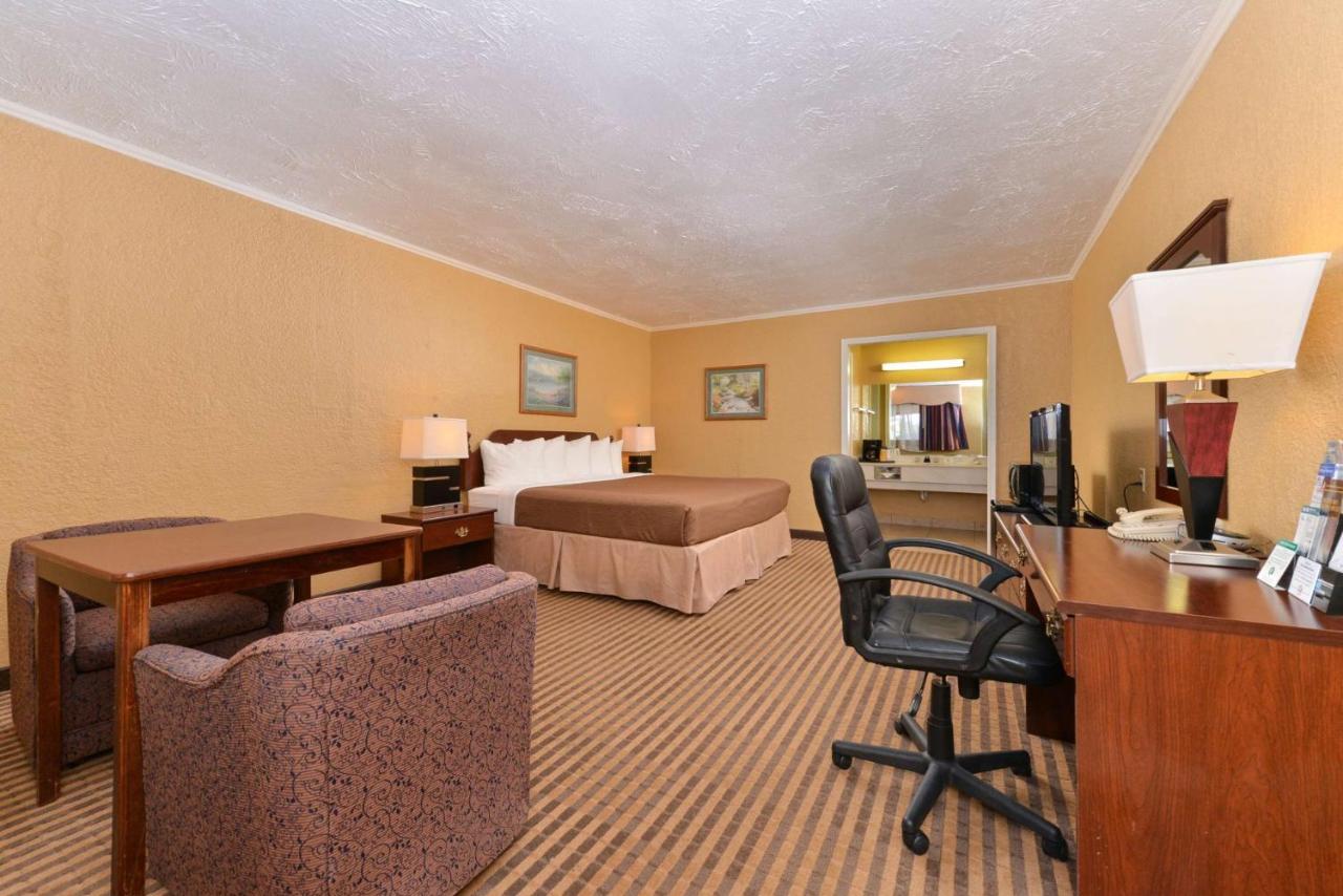 | Executive Plus Inn and Suites